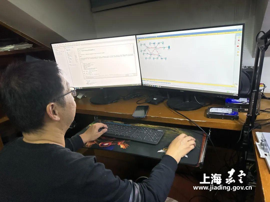 1774fd7ba526473f8d20efe305127822.jpg 1774fd7ba526473f8d20efe305127822.jpg