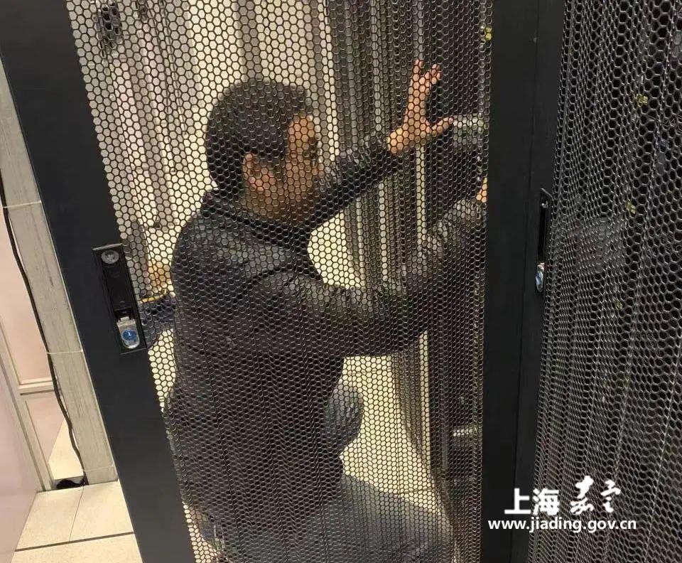 9af547f1806446ca8fc889bb22faf1b6.jpg 9af547f1806446ca8fc889bb22faf1b6.jpg