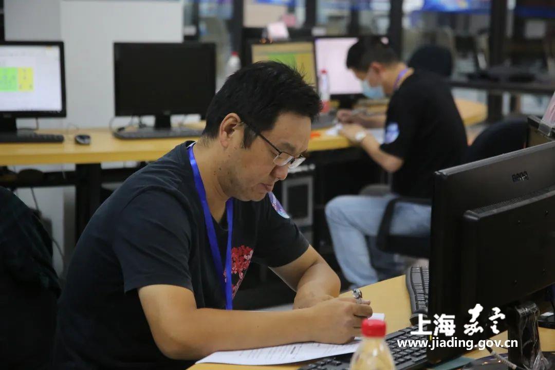 433bb83cfc2144adbcdc250529beeffe.jpg 433bb83cfc2144adbcdc250529beeffe.jpg