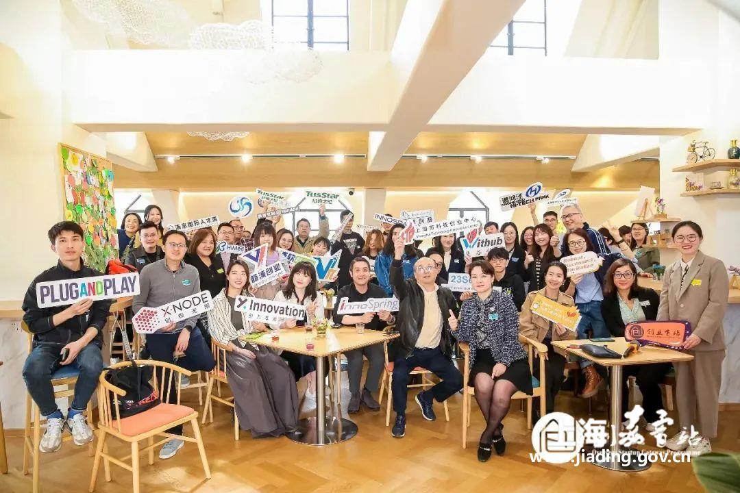 5dd291b7fc8c41158a282bae27810194.jpg 5dd291b7fc8c41158a282bae27810194.jpg