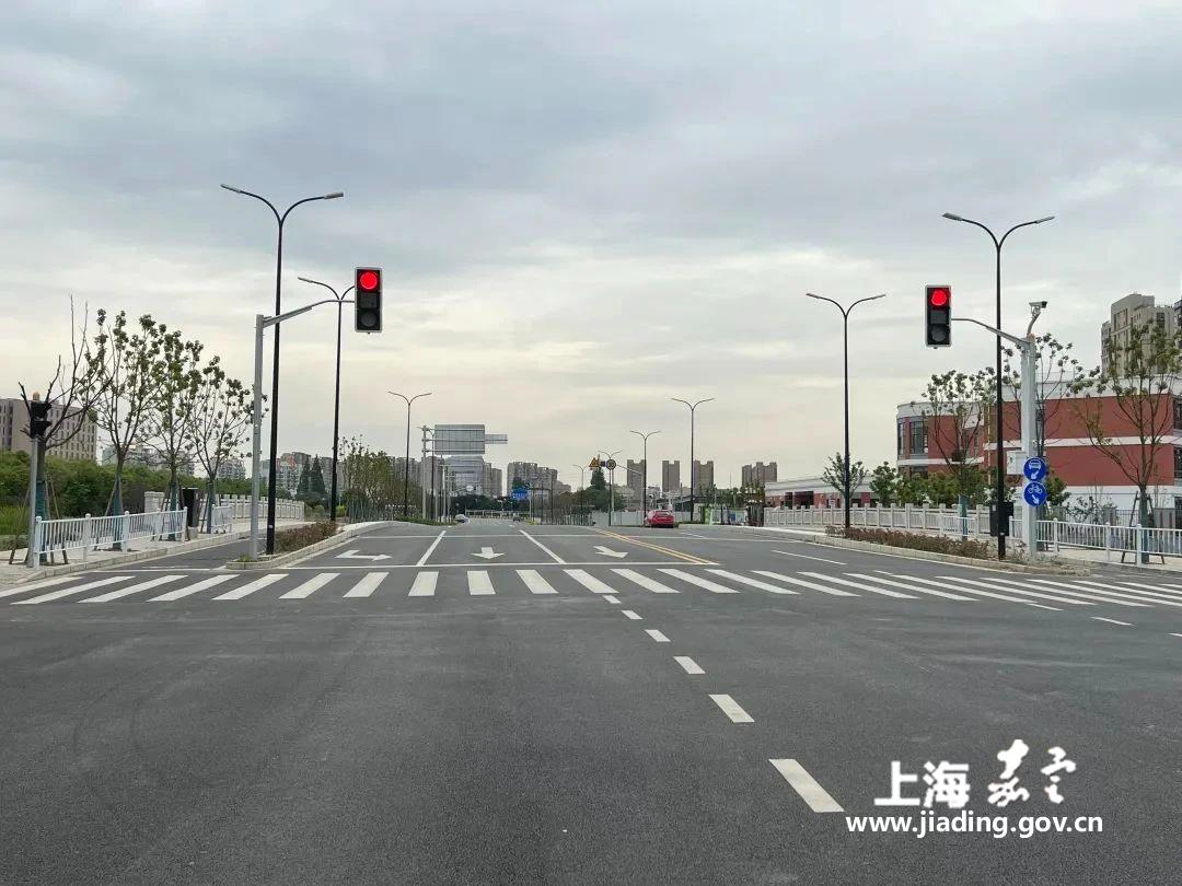 ade1b97ab99340468a6d875b8d489e18.jpg ade1b97ab99340468a6d875b8d489e18.jpg